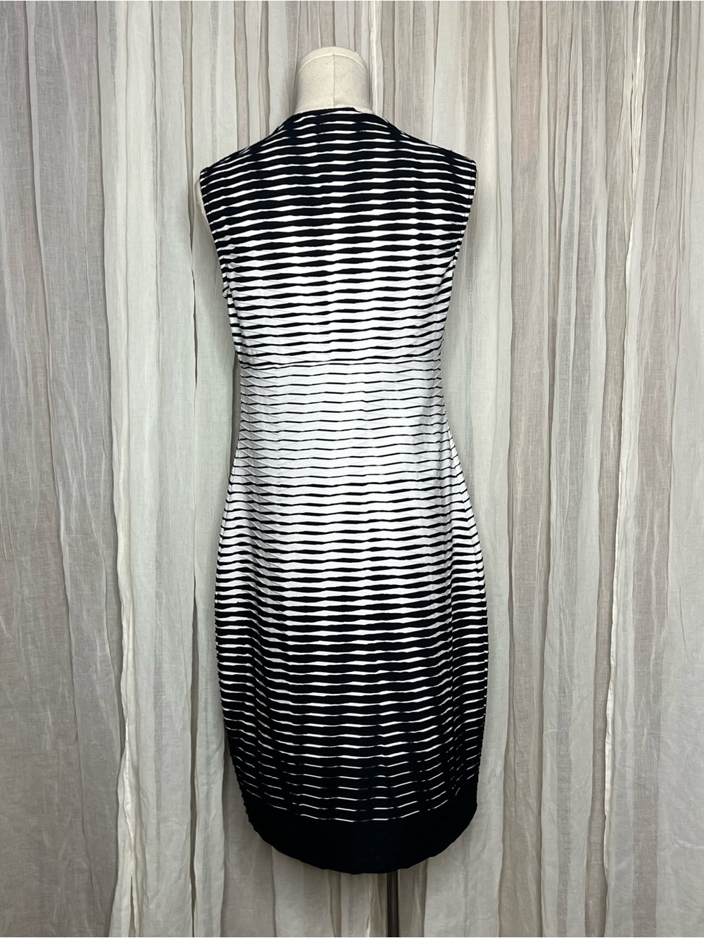 Joseph Ribkoff Black and White Bodycon Dress - Picture 3 of 5